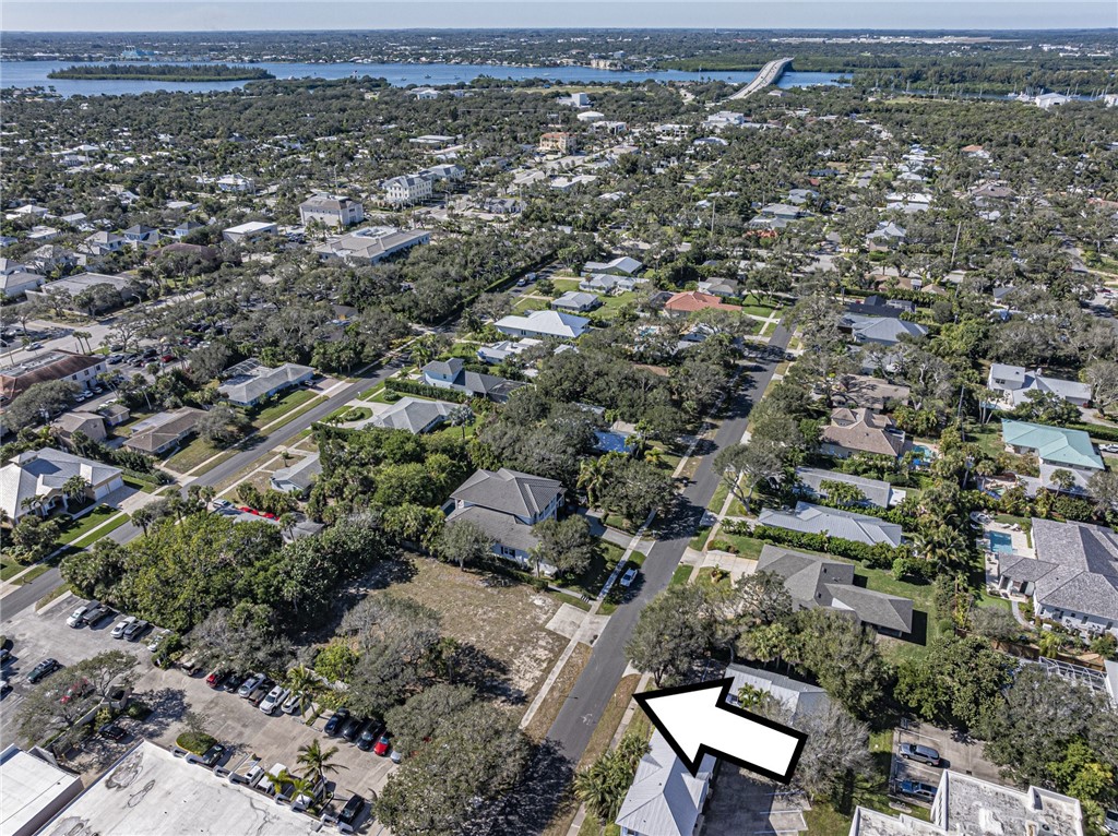 846 Banyan Road Vero Beach, FL 32963 - Photo 5 of 21