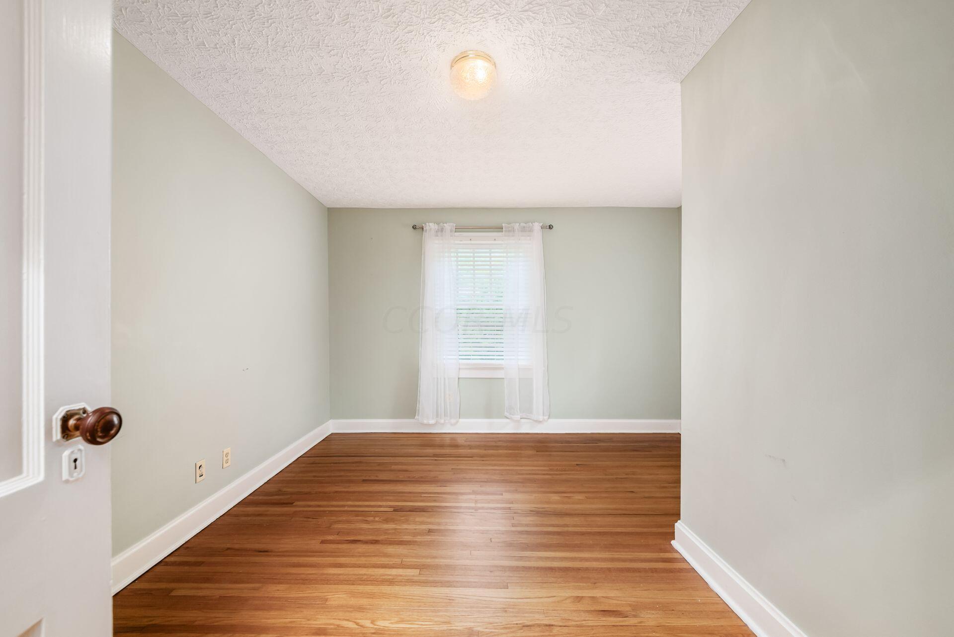 173 Winthrop Road Columbus, OH 43214 - Photo 25 of 65 026_ Rd Columbus OH 43214 USA