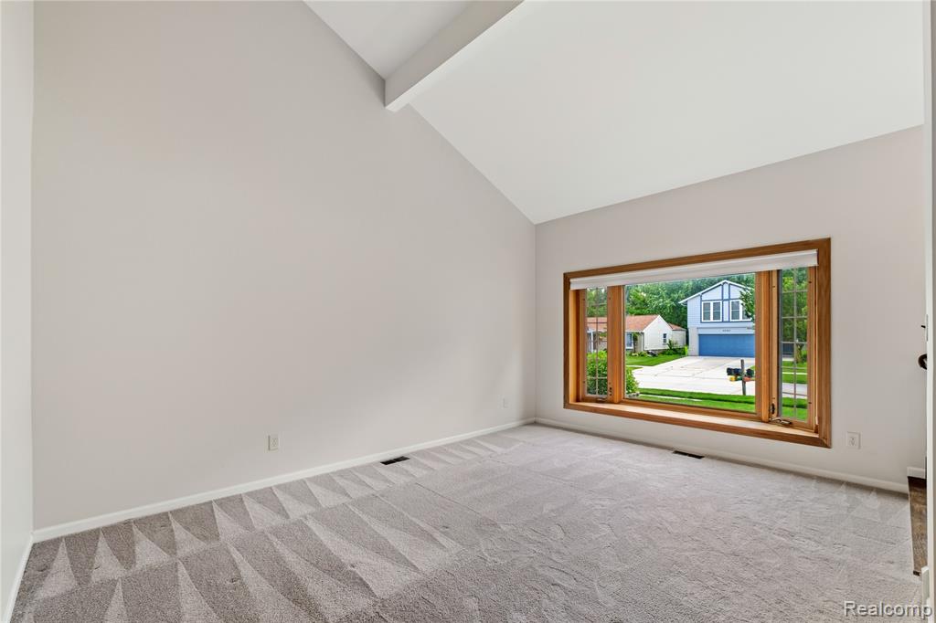 42352 Park Ridge Road Novi, MI 48375 - Photo 5 of 40 Gallery Image 5