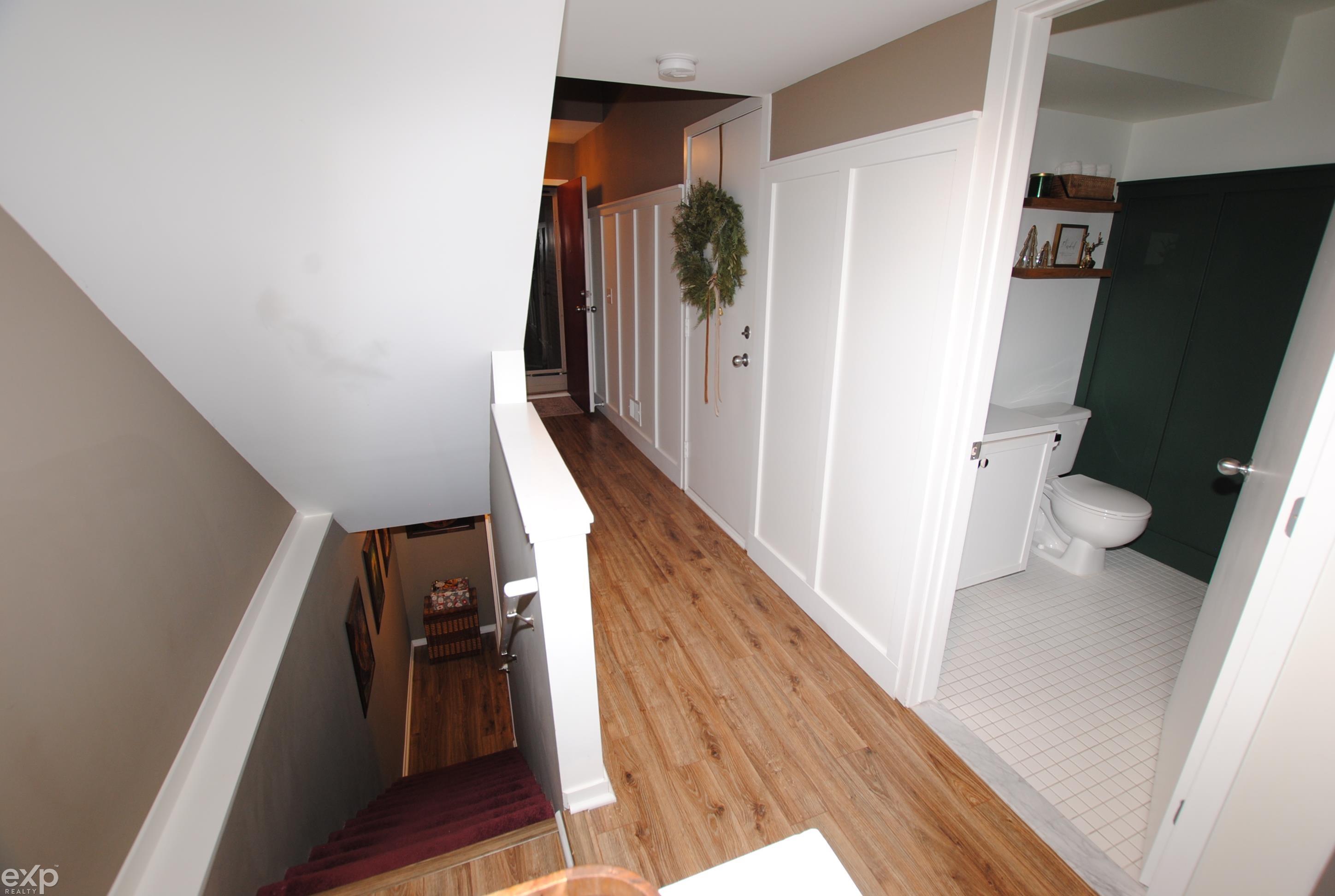 674 Camden Court Rochester, MI 48307 - Photo 20 of 49