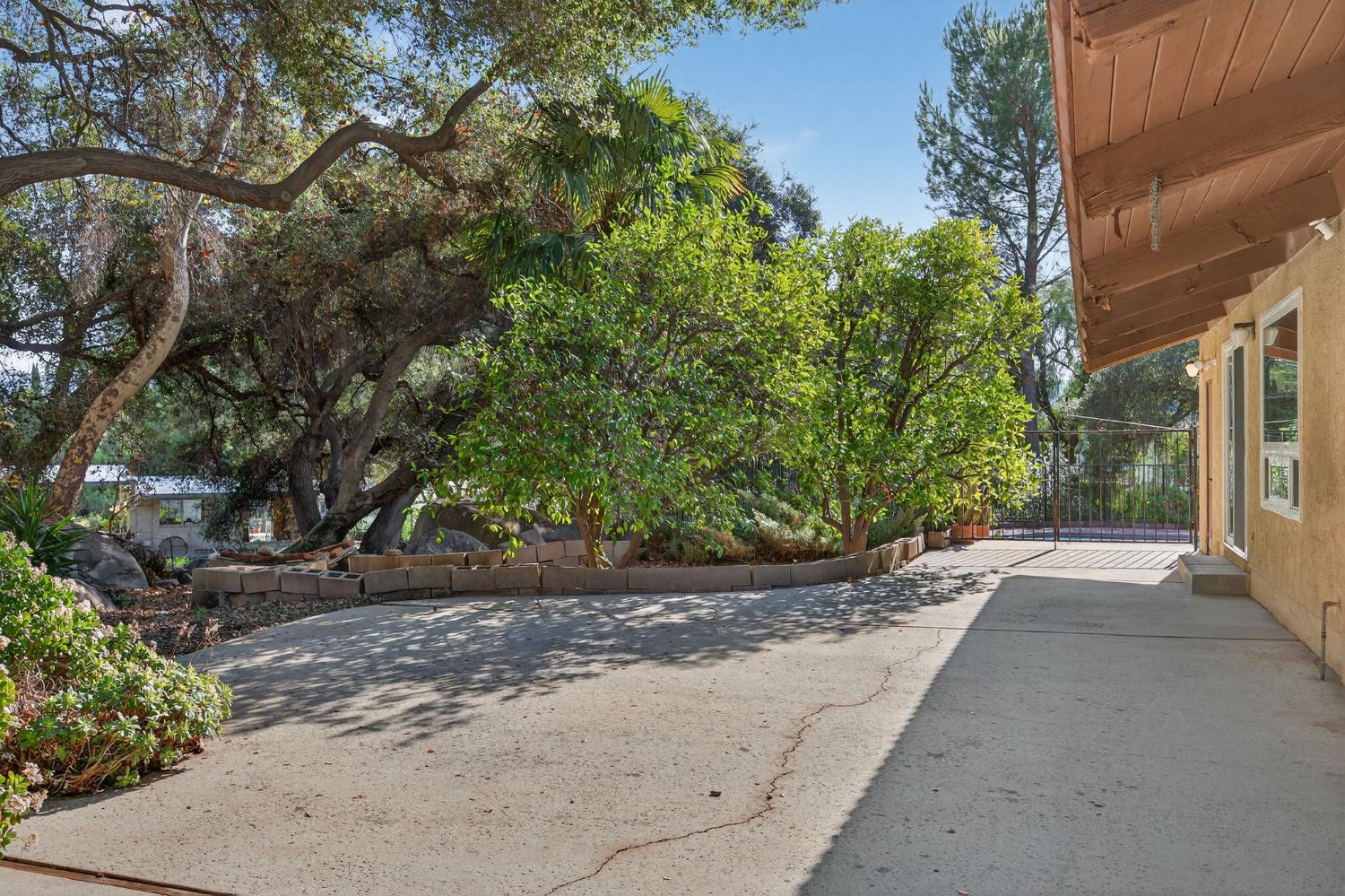 2170 Ladera Road Ojai, CA 93023 - Photo 38 of 40