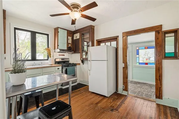 $225,000 | 1100 New York Street, Lawrence, KS 66044