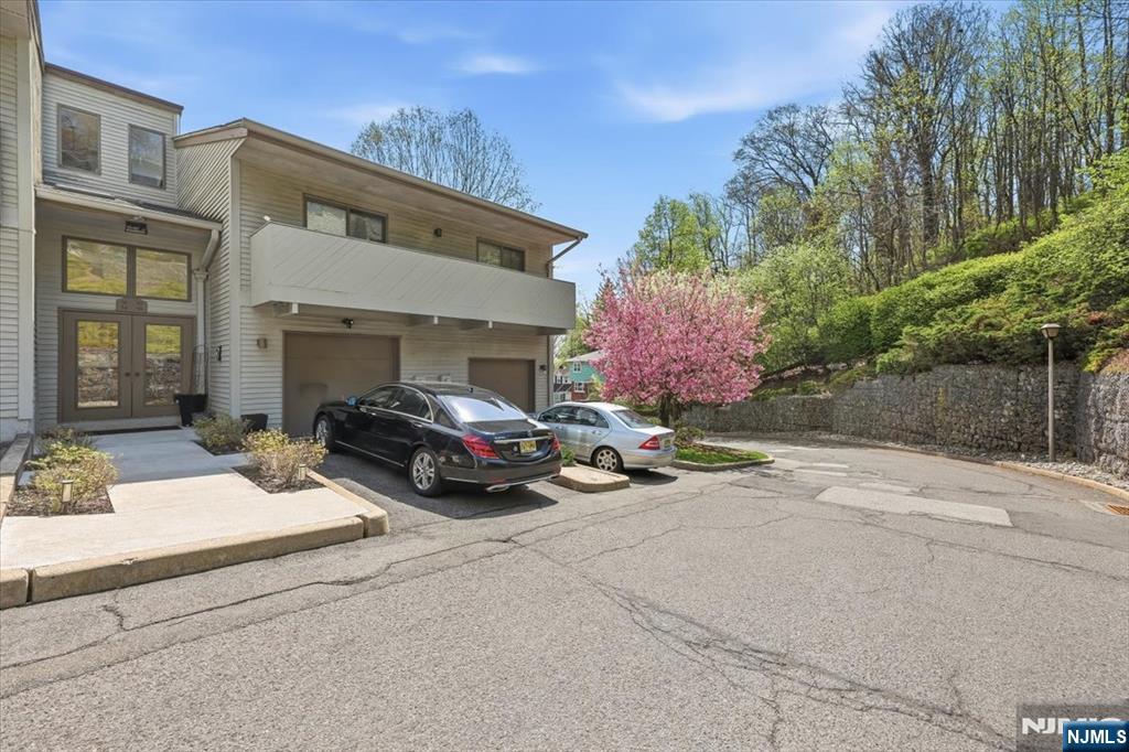 52 Adams Terrace Clifton, NJ 07013 - Photo 41 of 43