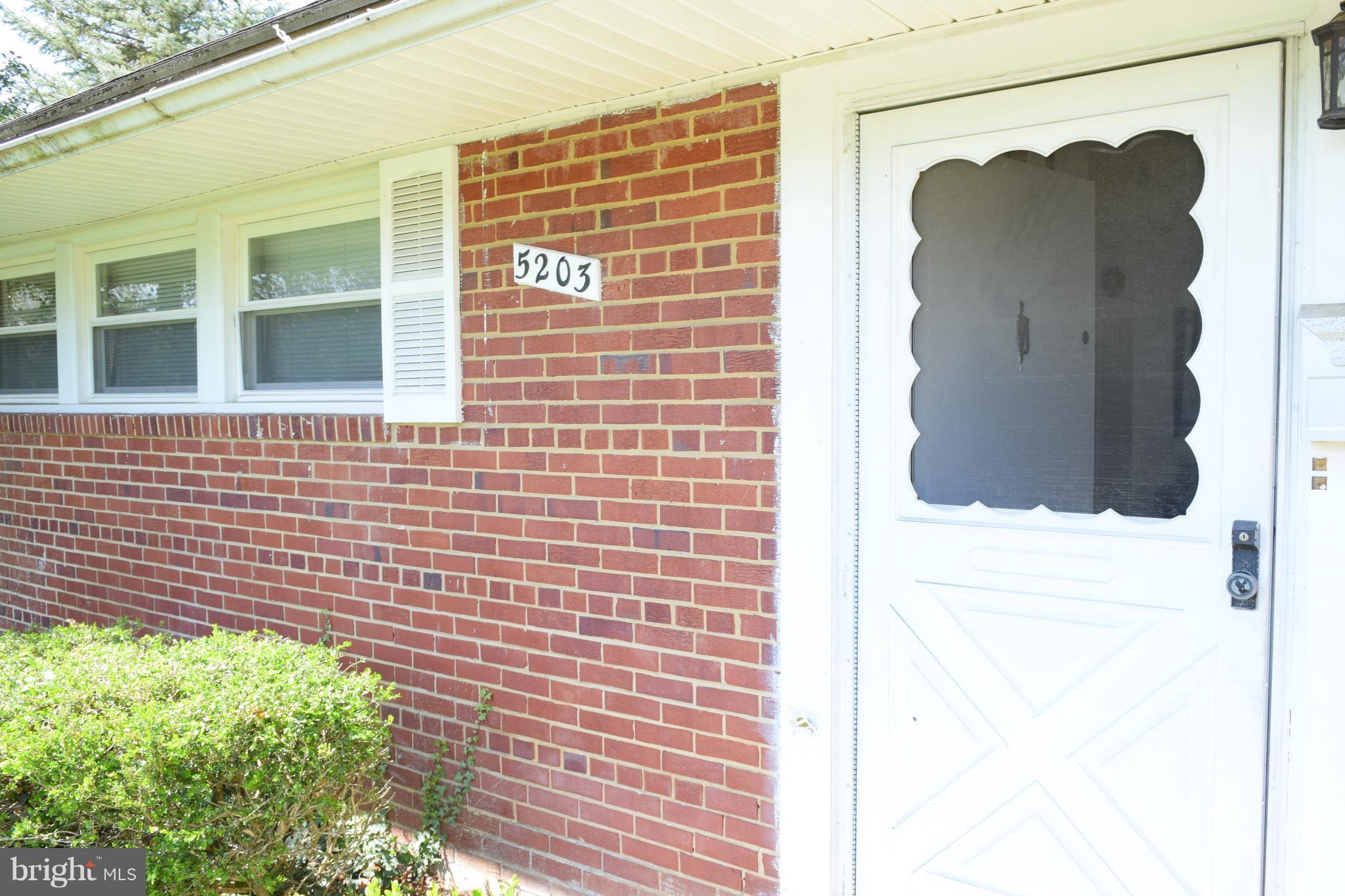 5203 Columbia Road Springfield, VA 22151 - Photo 2 of 16 Exterior (Front)