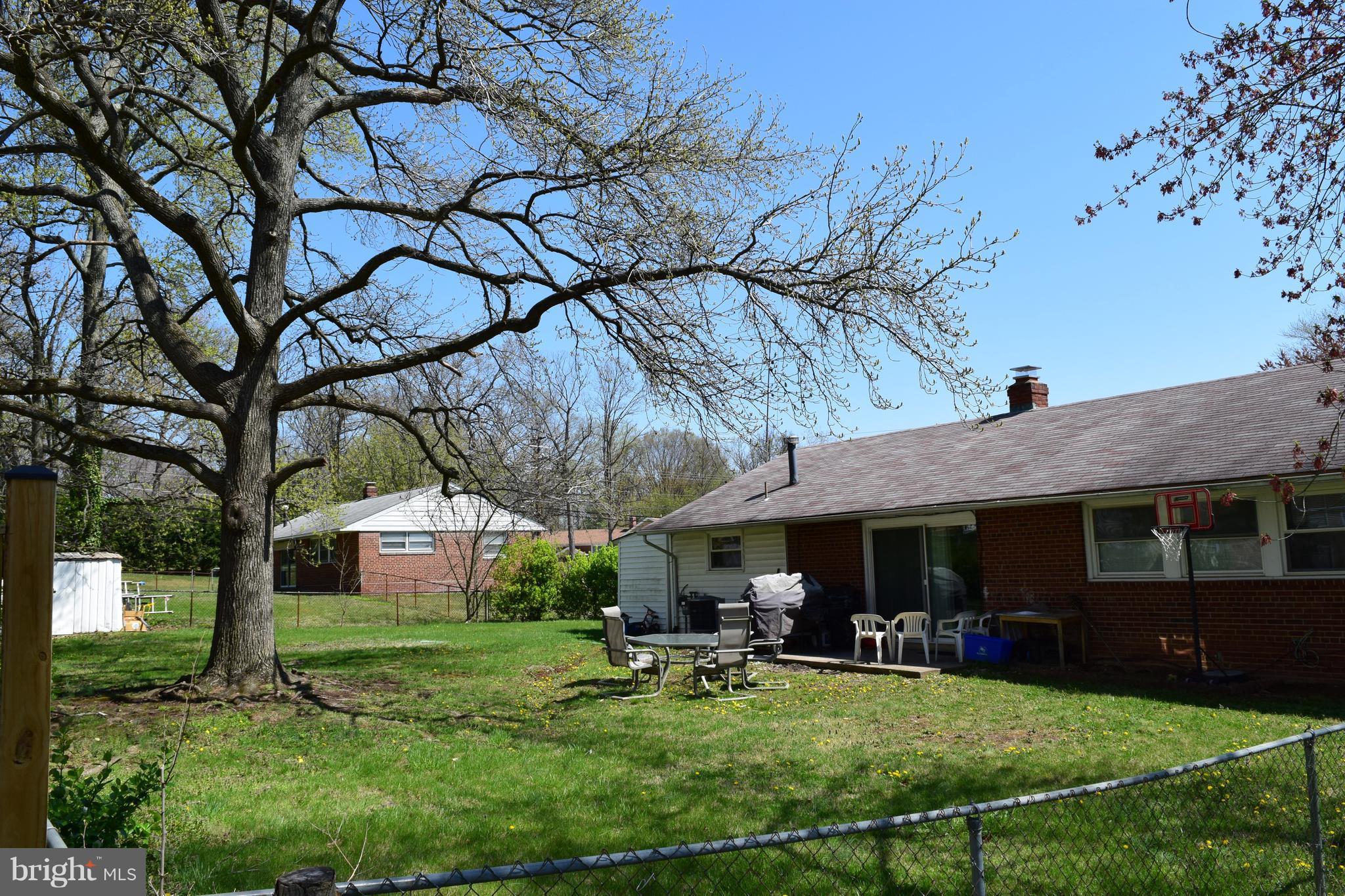 5203 Columbia Road Springfield, VA 22151 - Photo 16 of 16 Exterior (Rear)