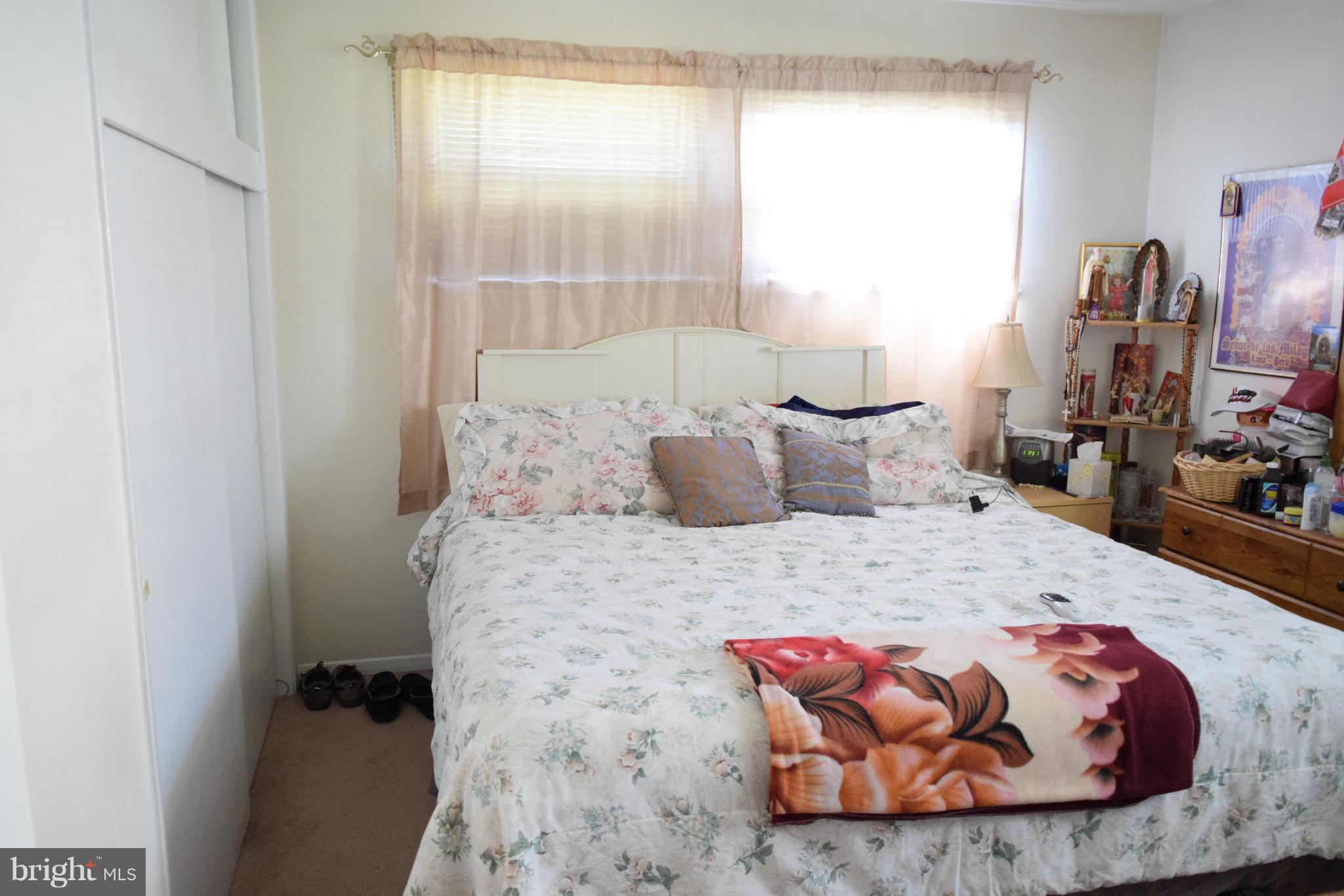 5203 Columbia Road Springfield, VA 22151 - Photo 6 of 16 Bedroom