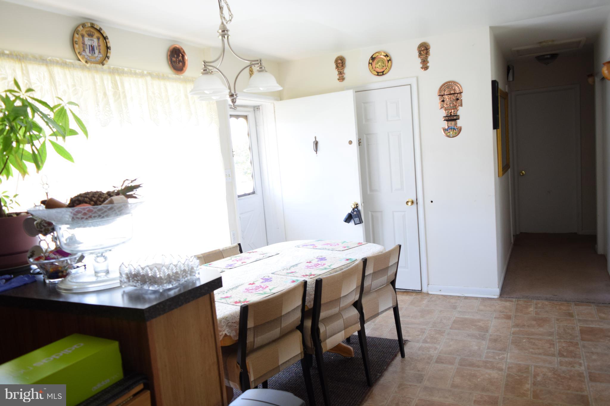 5203 Columbia Road Springfield, VA 22151 - Photo 10 of 16 Dining Room