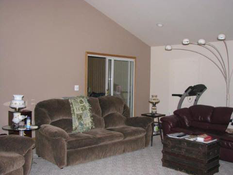 9160 Peters Road Algonac, MI 48001 - Photo 4 of 30 716749-3.JPG