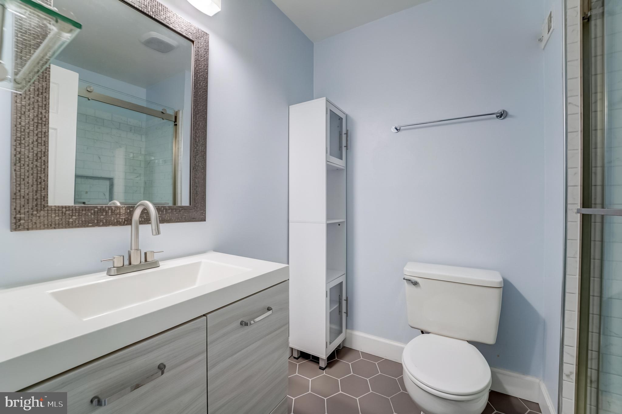 9334 Palmer Place, Unit 23 Laurel, MD 20708 - Photo 15 of 25 Ensuite Bathroom