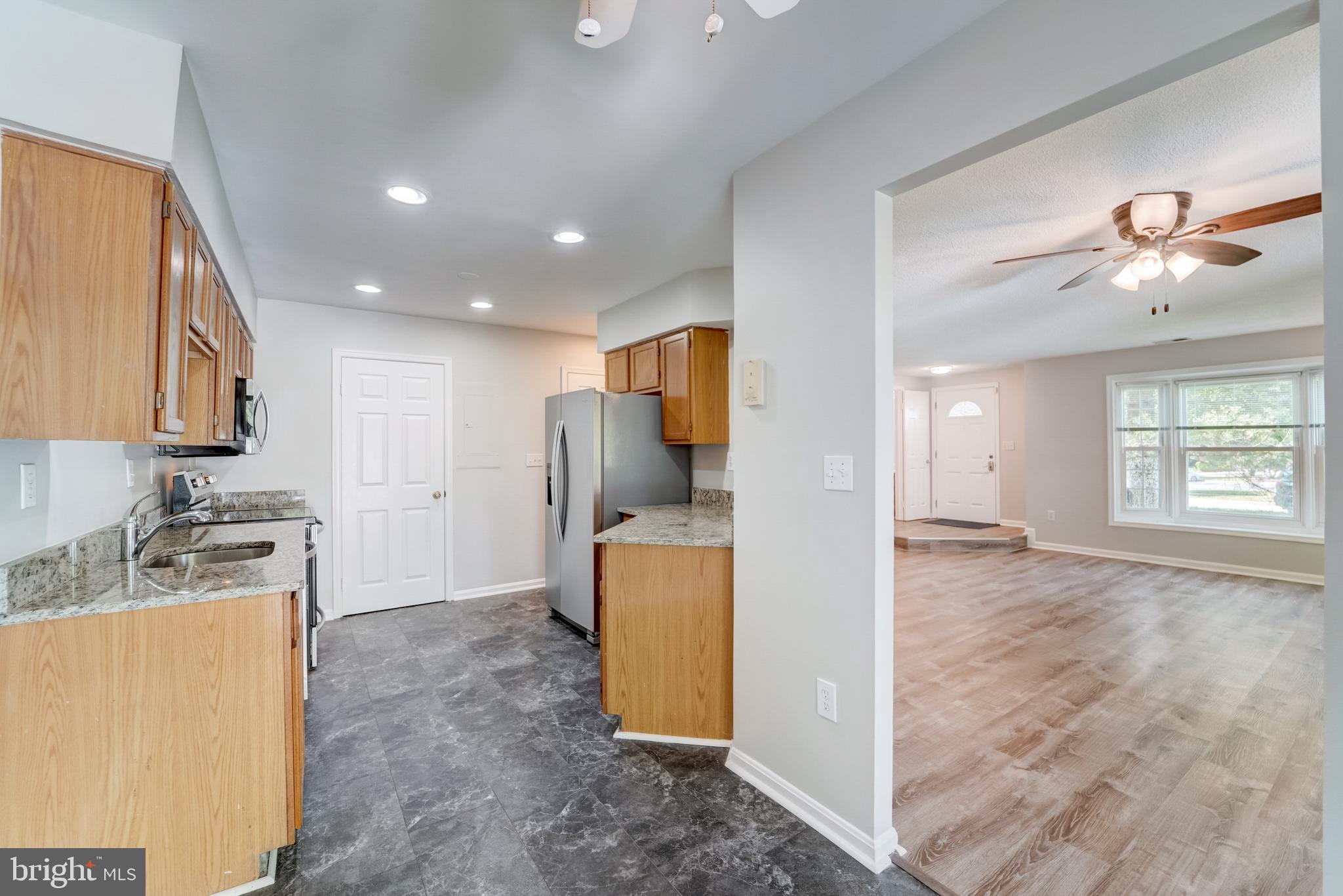 9334 Palmer Place, Unit 23 Laurel, MD 20708 - Photo 7 of 25 Kitchen