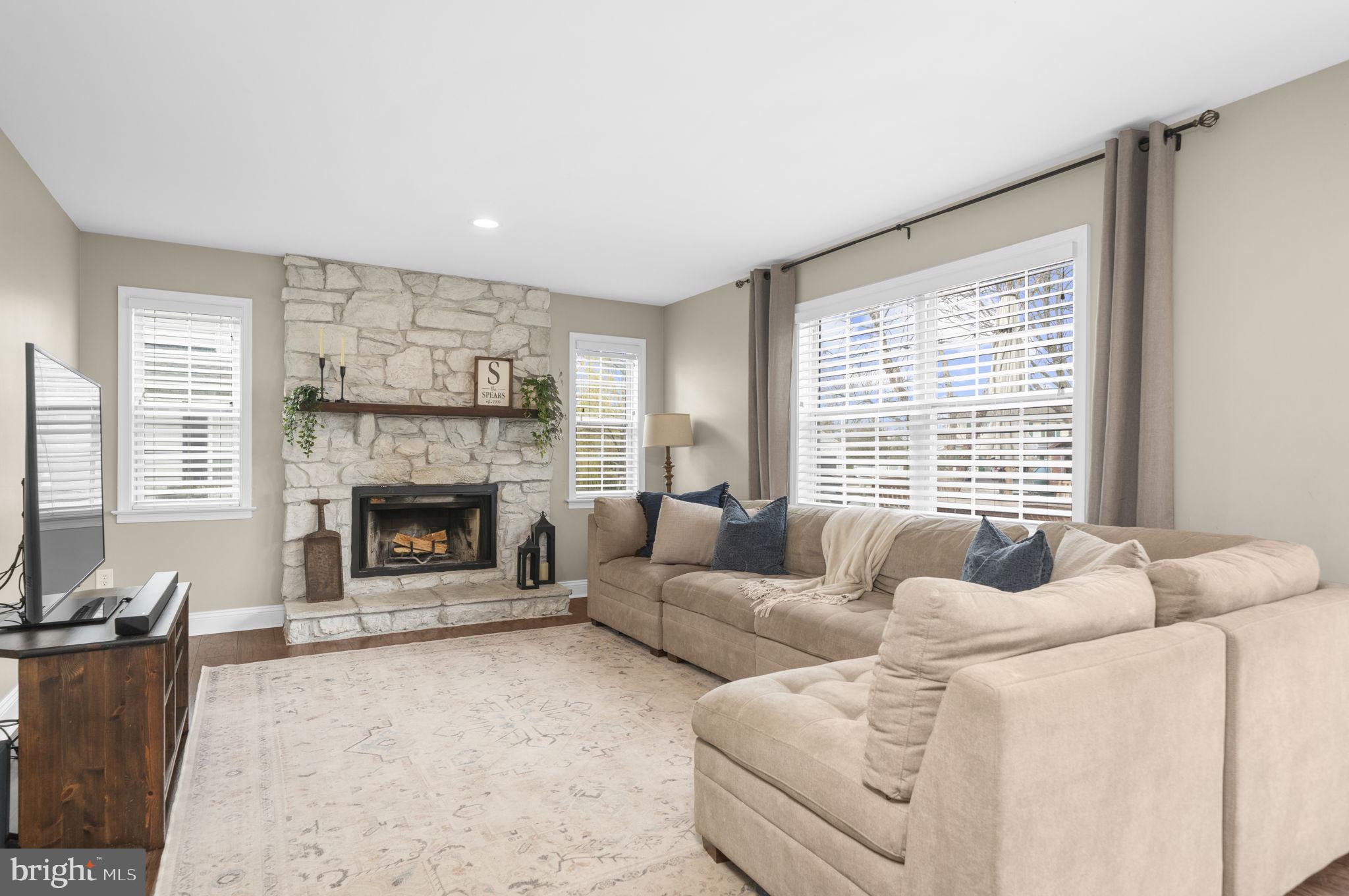 150 Nectar Run Telford, PA 18969 - Photo 5 of 41 a living room with furniture and a fireplace