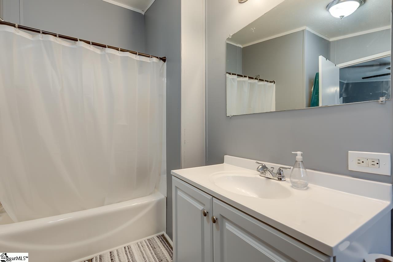145 Sullivan Road Simpsonville, SC 29680 - Photo 25 of 30