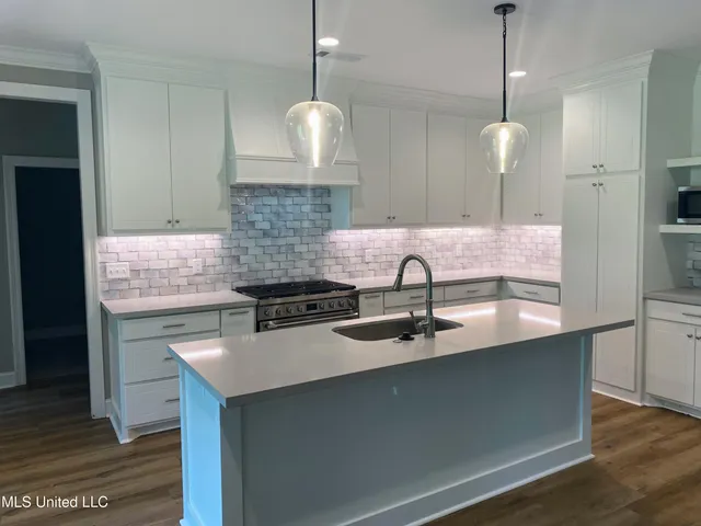 $399,900 | 136 Rockbridge Crossing, Clinton, MS 39056