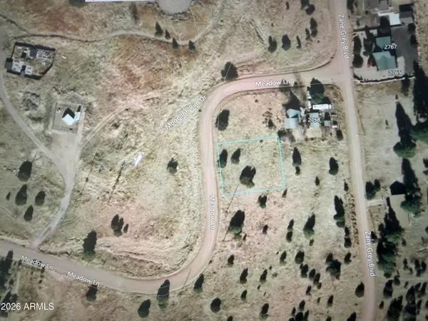 $25,000 | 2287 Meadow Lane, Unit 165, Overgaard, AZ 85933