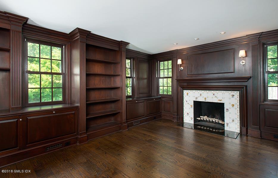 99 Husted Lane Greenwich, CT 06830 - Photo 6 of 18 LIBRARY