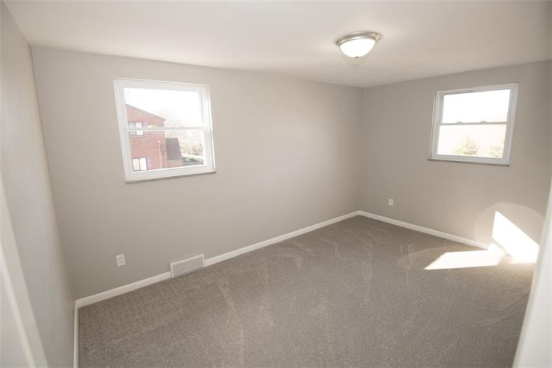 218 McClure Road Cheswick, PA 15024 - Photo 19 of 25 3rd bedroom.