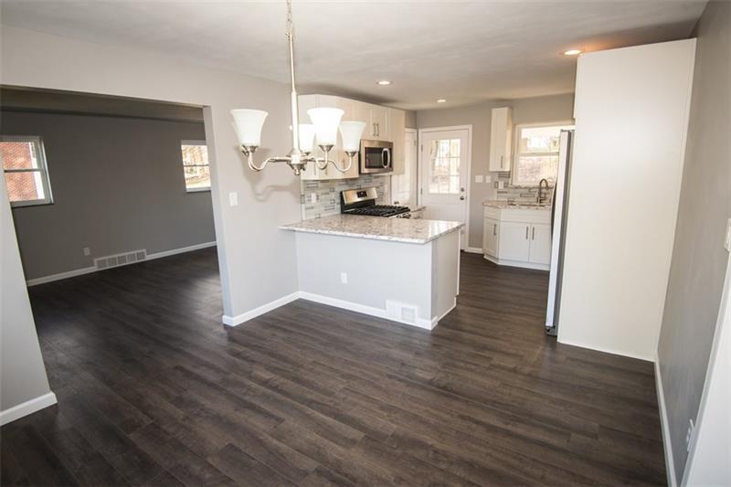218 McClure Road Cheswick, PA 15024 - Photo 7 of 25 View from dining room opening to the living room.