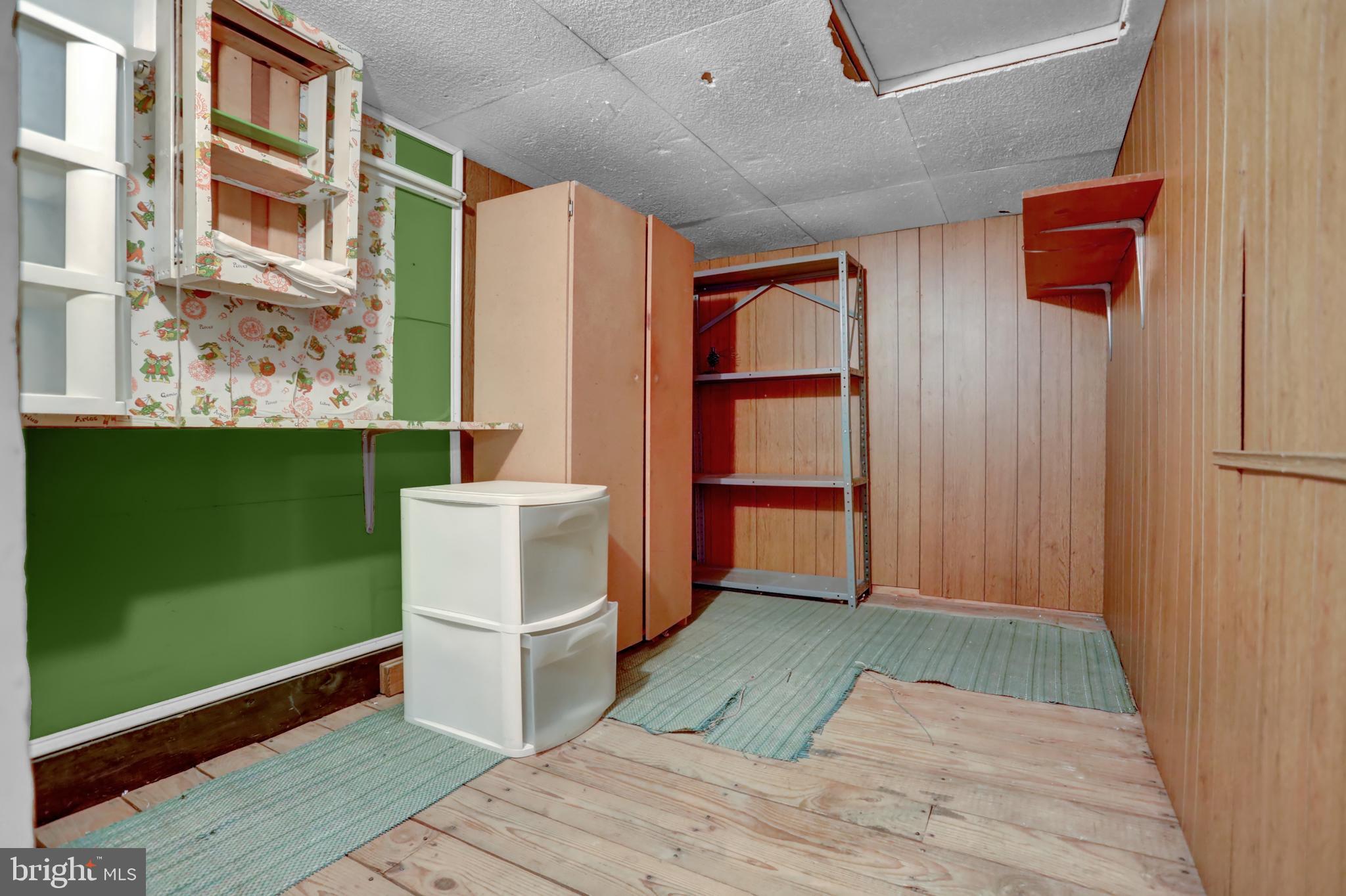 829 Kellogg Road Lutherville-Timonium, MD 21093 - Photo 29 of 42 a view of outdoor space