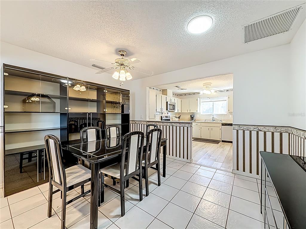 8695 Southwest 116th Street Road Ocala, FL 34481 - Photo 11 of 41