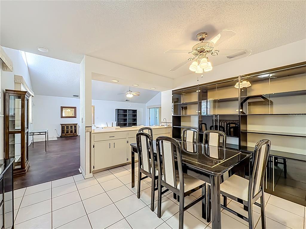 8695 Southwest 116th Street Road Ocala, FL 34481 - Photo 12 of 41