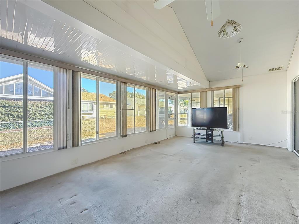 8695 Southwest 116th Street Road Ocala, FL 34481 - Photo 31 of 41