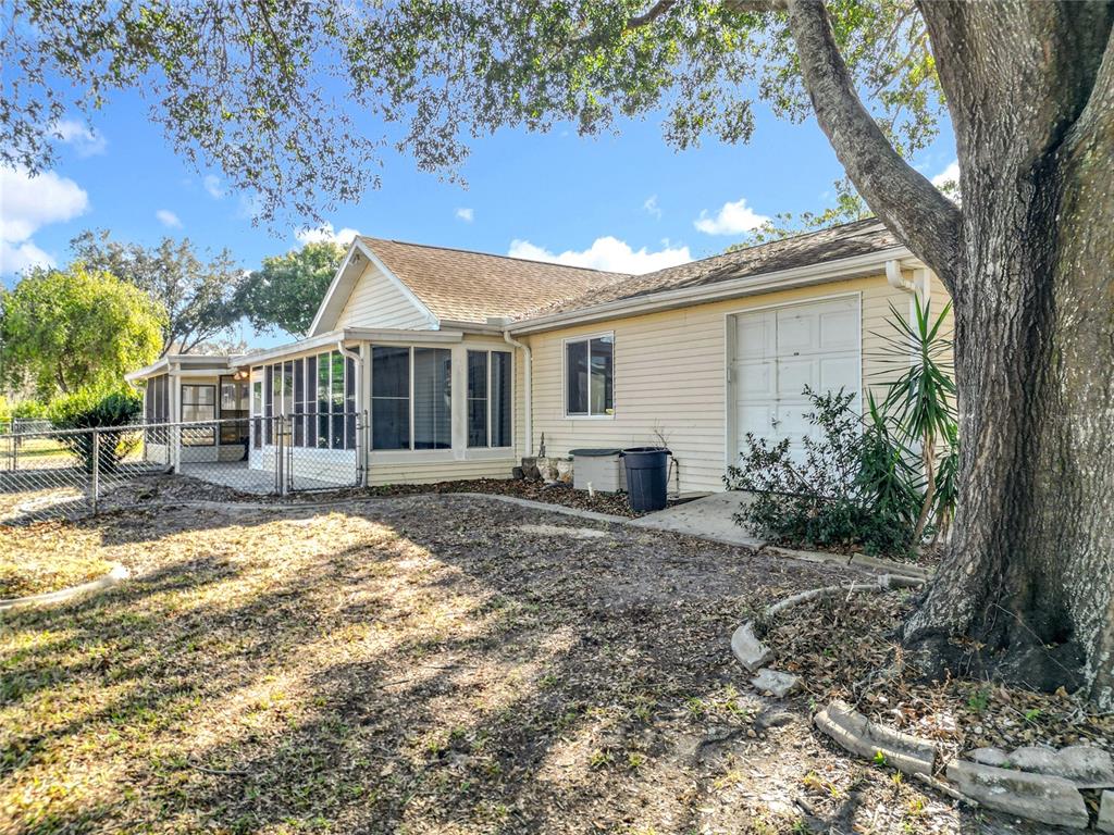 8695 Southwest 116th Street Road Ocala, FL 34481 - Photo 38 of 41