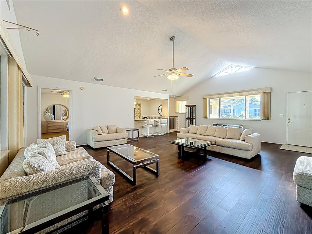 8695 Southwest 116th Street Road Ocala, FL 34481 - Photo 7 of 41