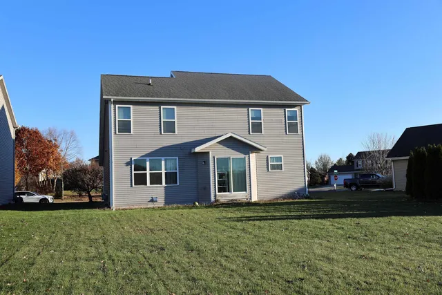 $425,000 | 1019 High Street, Lake Mills, WI 53551