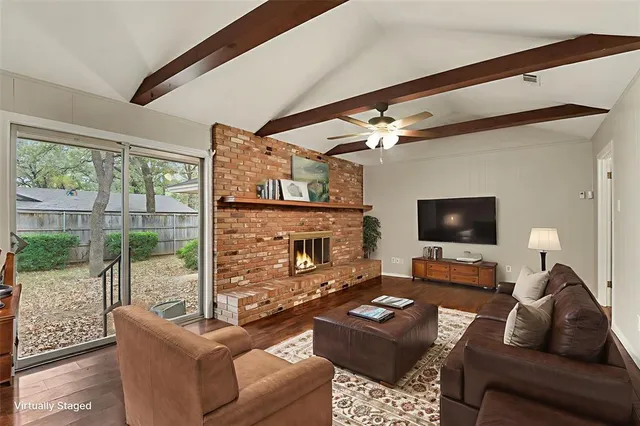 $349,999 | 709 West Pleasantview Drive, Hurst, TX 76054