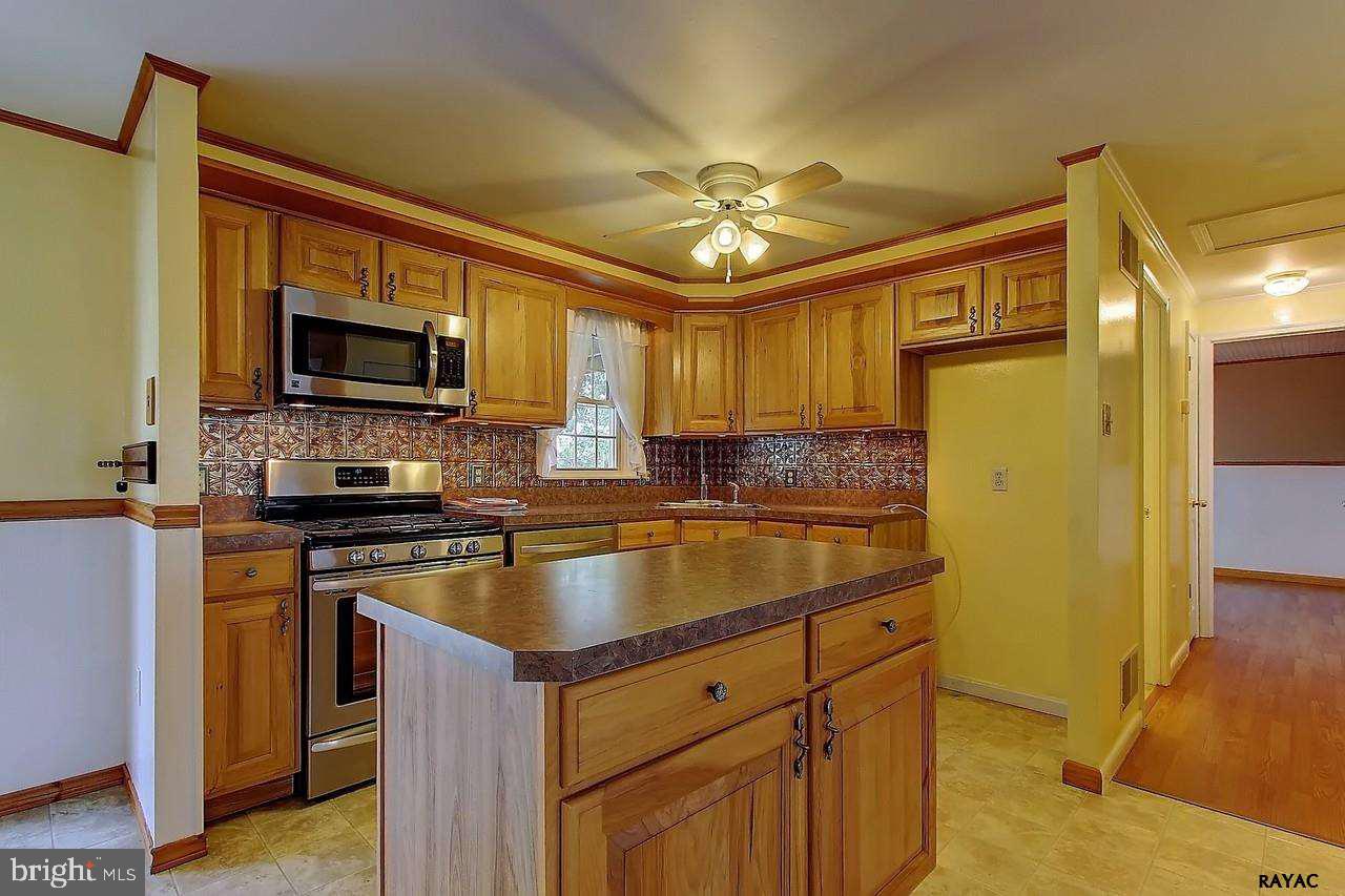 1461 Kbs Road Spring Grove, PA 17362 - Photo 17 of 27