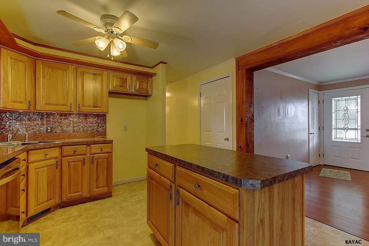 1461 Kbs Road Spring Grove, PA 17362 - Photo 18 of 27