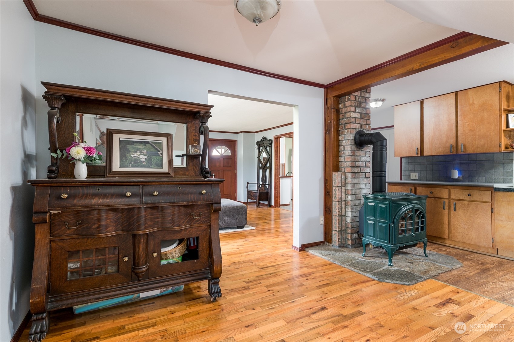 6283 Noon Road Everson, WA 98247 - Photo 13 of 40 a living room with furniture and a fireplace