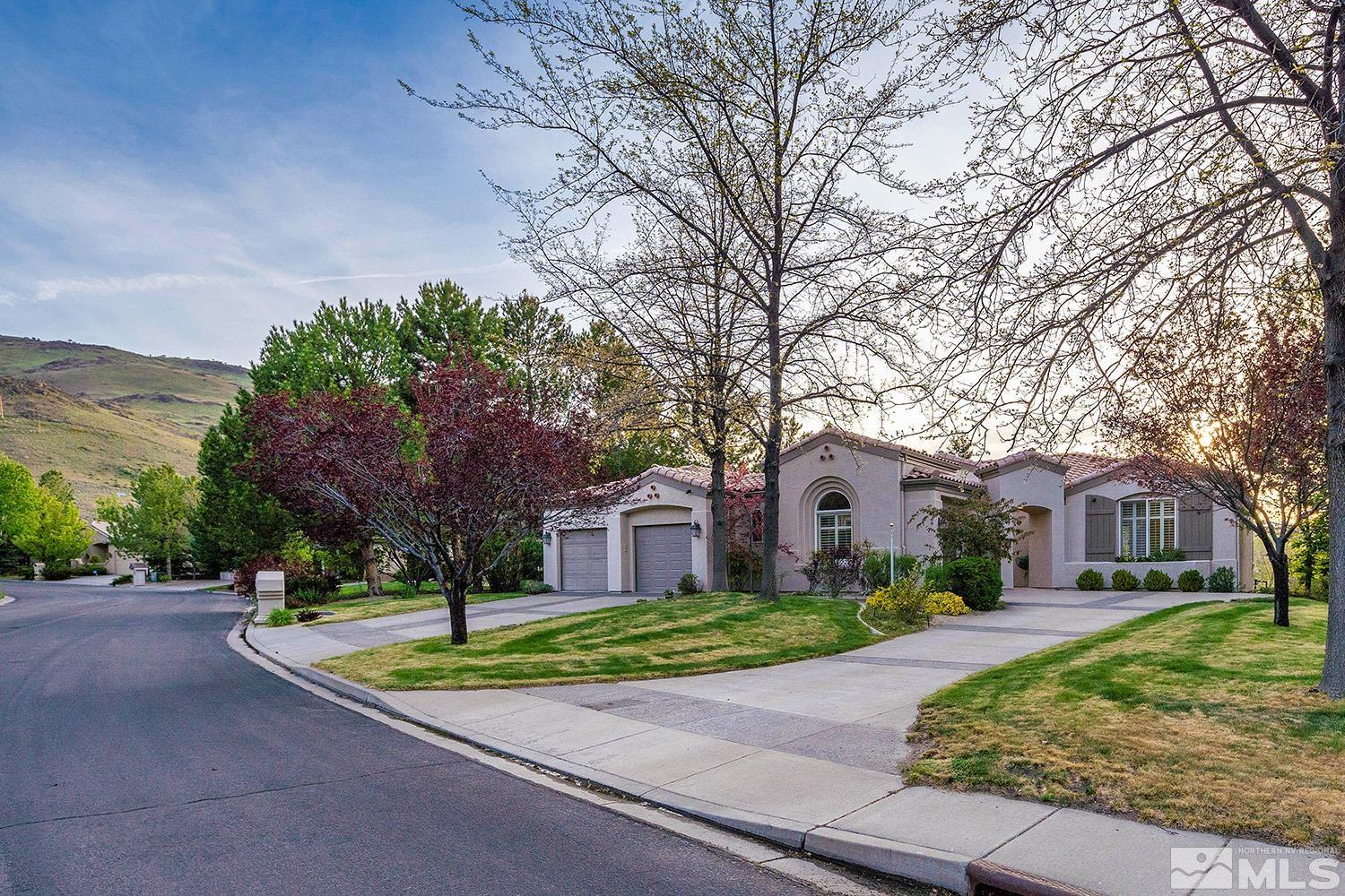 3335 Sierra Crest Way Reno, NV 89519 - Photo 1 of 40 Photo 1