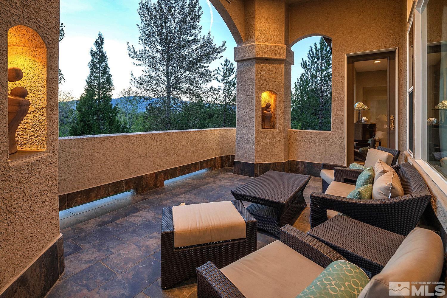 3335 Sierra Crest Way Reno, NV 89519 - Photo 4 of 40 Photo 4