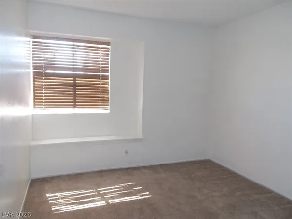 $2,000 | 6236 Silverfield Drive, Las Vegas, NV 89103
