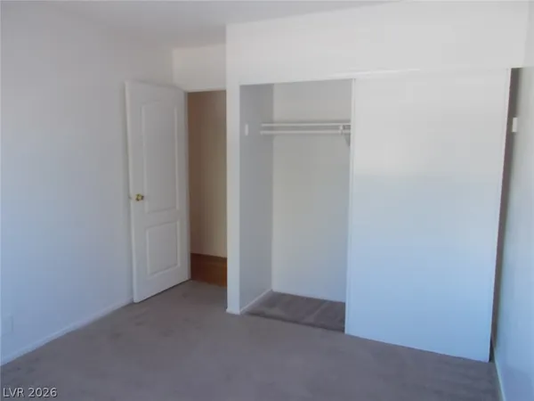 $2,000 | 6236 Silverfield Drive, Las Vegas, NV 89103