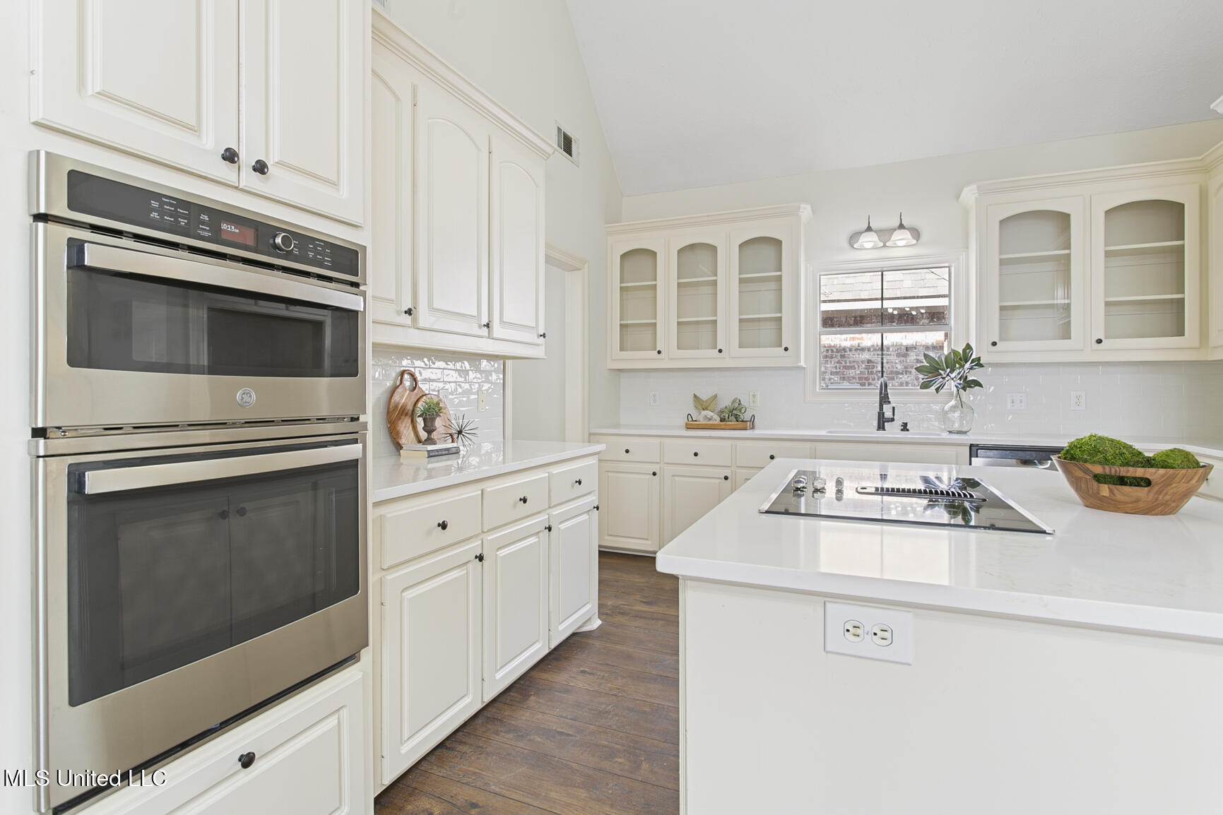 705 Versailles Drive Ridgeland, MS 39157 - Photo 11 of 33 705 Versailles-18