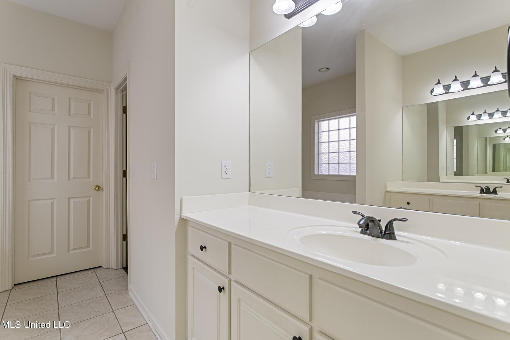 705 Versailles Drive Ridgeland, MS 39157 - Photo 21 of 33 705 Versailles-22