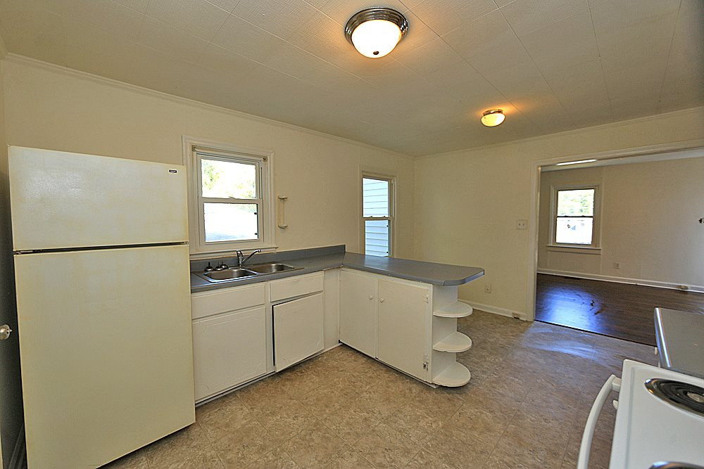 2023 Wake Forest Road Raleigh, NC 27608 - Photo 8 of 15 Photo 8