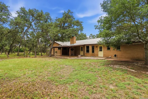 $525,000 | 30592 Oakview Road, Bulverde, TX 78163