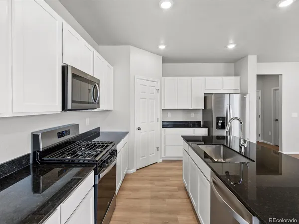 $518,990 | 550 98th Avenue, Greeley, CO 80634