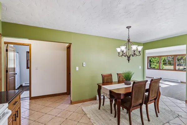 $589,900 | N8306 Greenwald Court, Unit N8304, East Troy, WI 53120