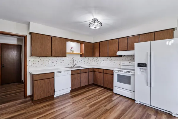 $589,900 | N8306 Greenwald Court, Unit N8304, East Troy, WI 53120