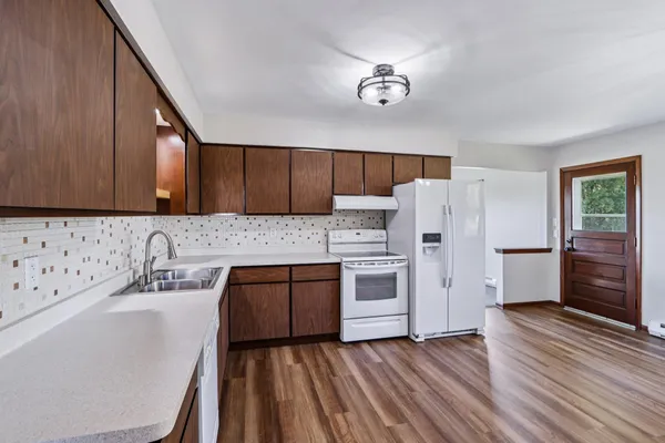 $589,900 | N8306 Greenwald Court, Unit N8304, East Troy, WI 53120