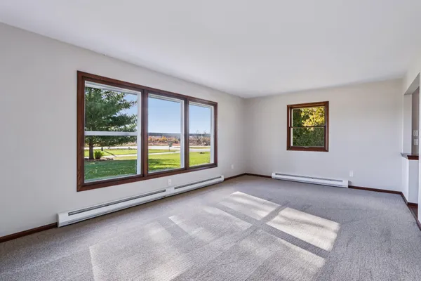 $589,900 | N8306 Greenwald Court, Unit N8304, East Troy, WI 53120