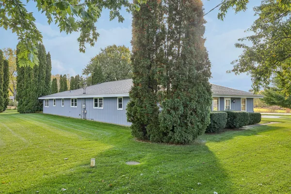 $589,900 | N8306 Greenwald Court, Unit N8304, East Troy, WI 53120