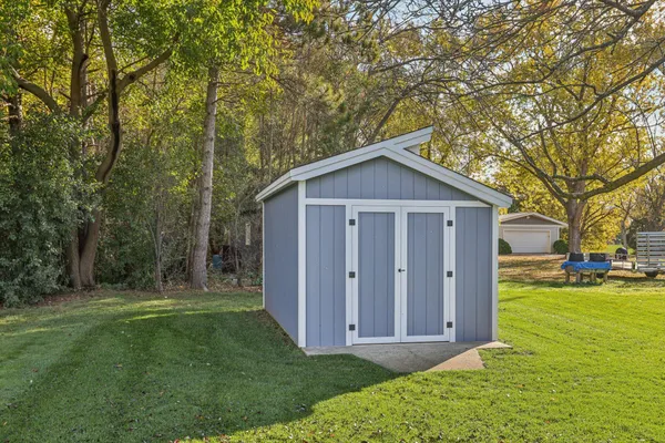 $589,900 | N8306 Greenwald Court, Unit N8304, East Troy, WI 53120