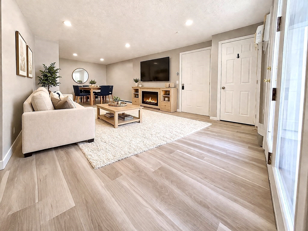 7 Gibbs Street, Unit 7 Worcester, MA 01607 - Photo 3 of 16