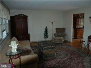 602 Ivyland Road Warminster, PA 18974 - Photo 5 of 6 Gallery Image 5