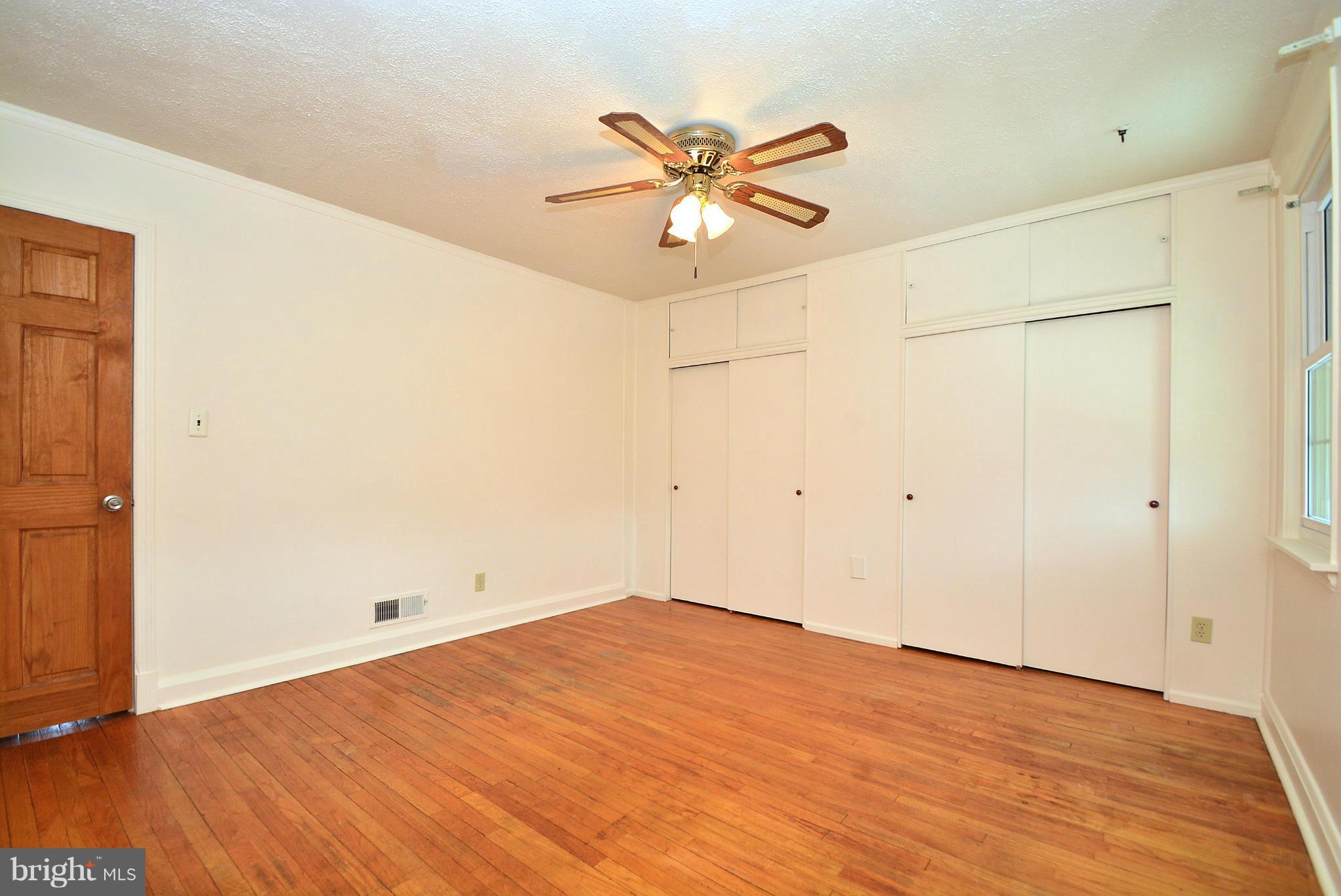 1807 Dunmere Road Baltimore, MD 21222 - Photo 11 of 30 Bedroom 1